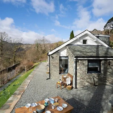 Holiday home Serene Retreat In Chapel Stile By Letmestay *